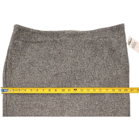 NWT Old Navy Gray Wool Blend Felted Knit Pencil Skirt Work Office Minimalist 12 - Picture 8 of 13